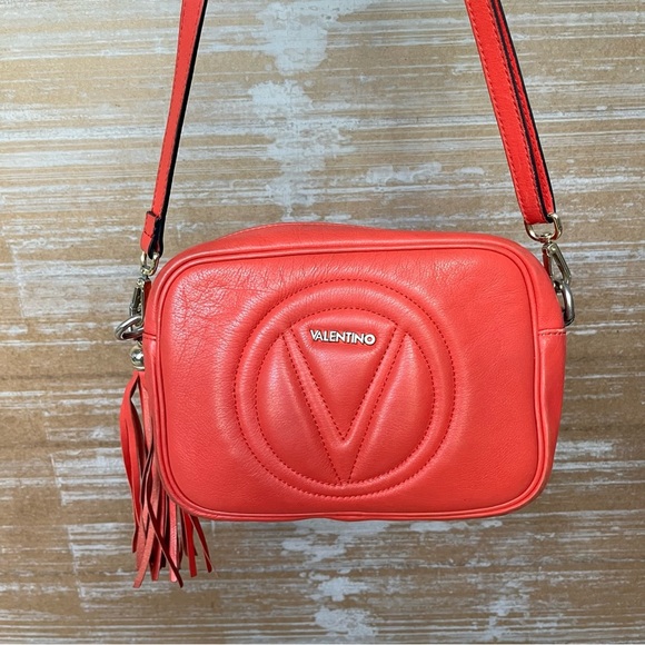 Valentino Signature Mia Crossbody Purse Poppy Red Preppy Classy Summer Tassel - Picture 2 of 15